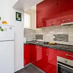 Apartment Luka
